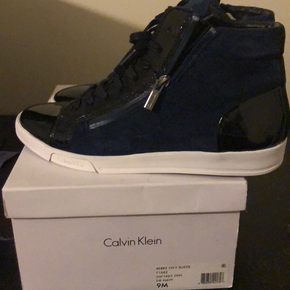 Calvin Klein, Berke oily suede DK Navy